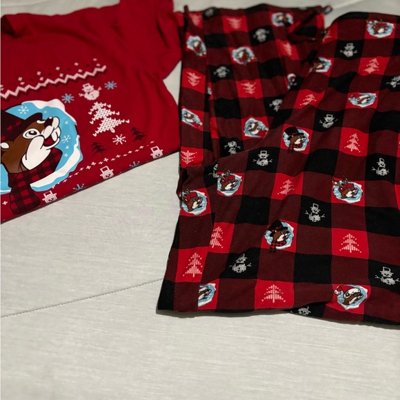 Buc-ee’s pj set - Picture 2 of 8